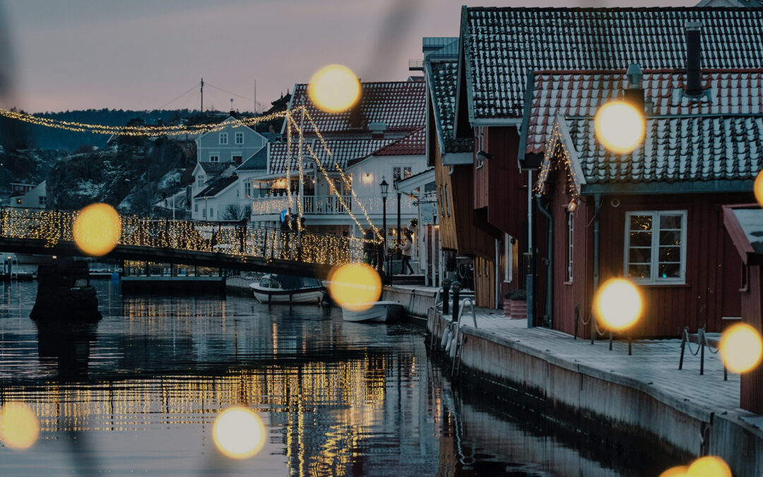 JUL I SMÅBYEN KRAGERØ